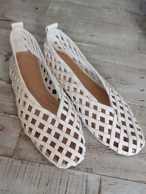H&M White Woven Slip-On Flats